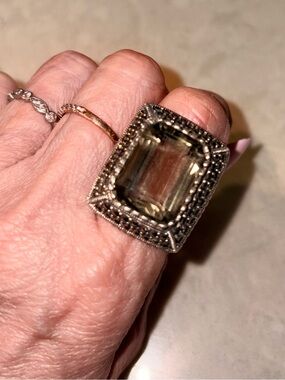 Statement Vintage-Style Grey Gemstone Cocktail Ring in Silver Tone
